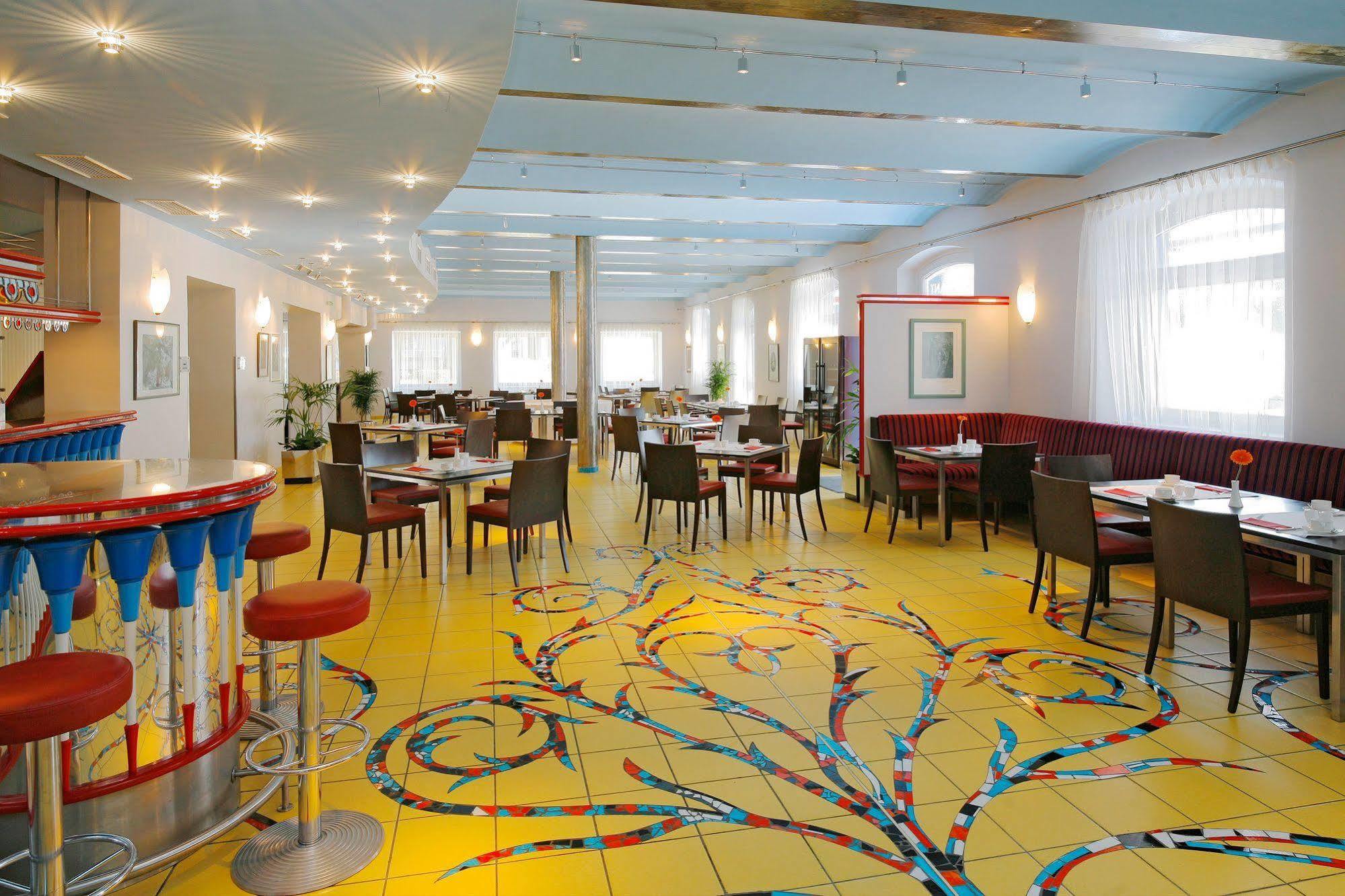 Hotel Fuchspalast Sankt Veit an der Glan Bagian luar foto